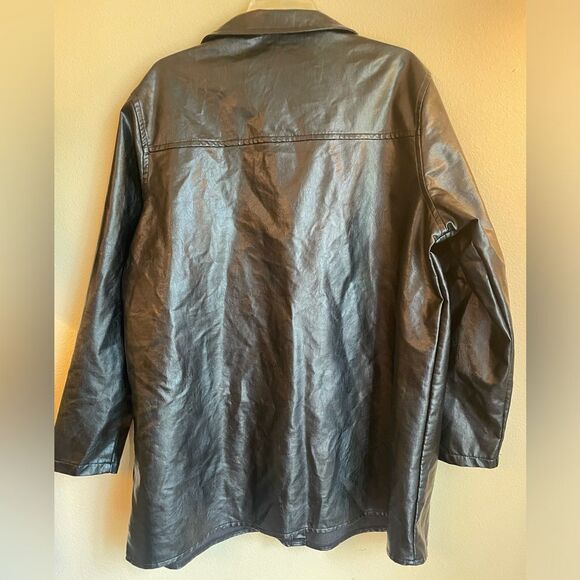 SHEIN faux leather snap front shirt jacket 2XL - Picture 3 of 3